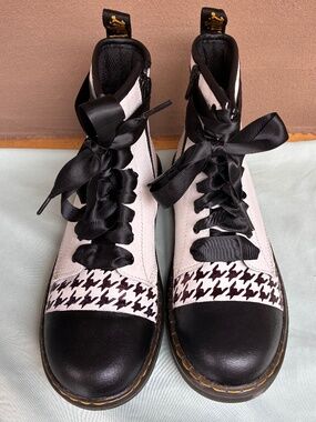 Custom Zavala J Doc Martens in Houndstooth